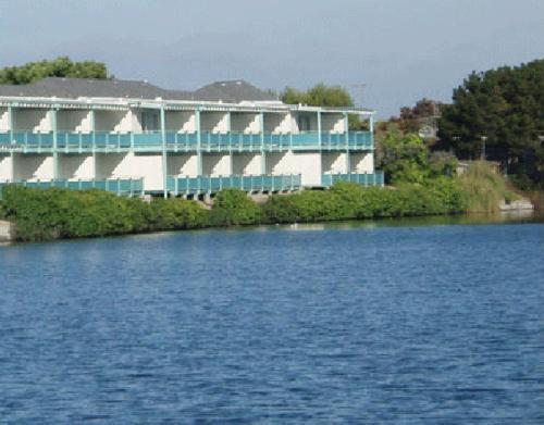 Coral Reef Inn & Condo Suites Alameda Exterior foto